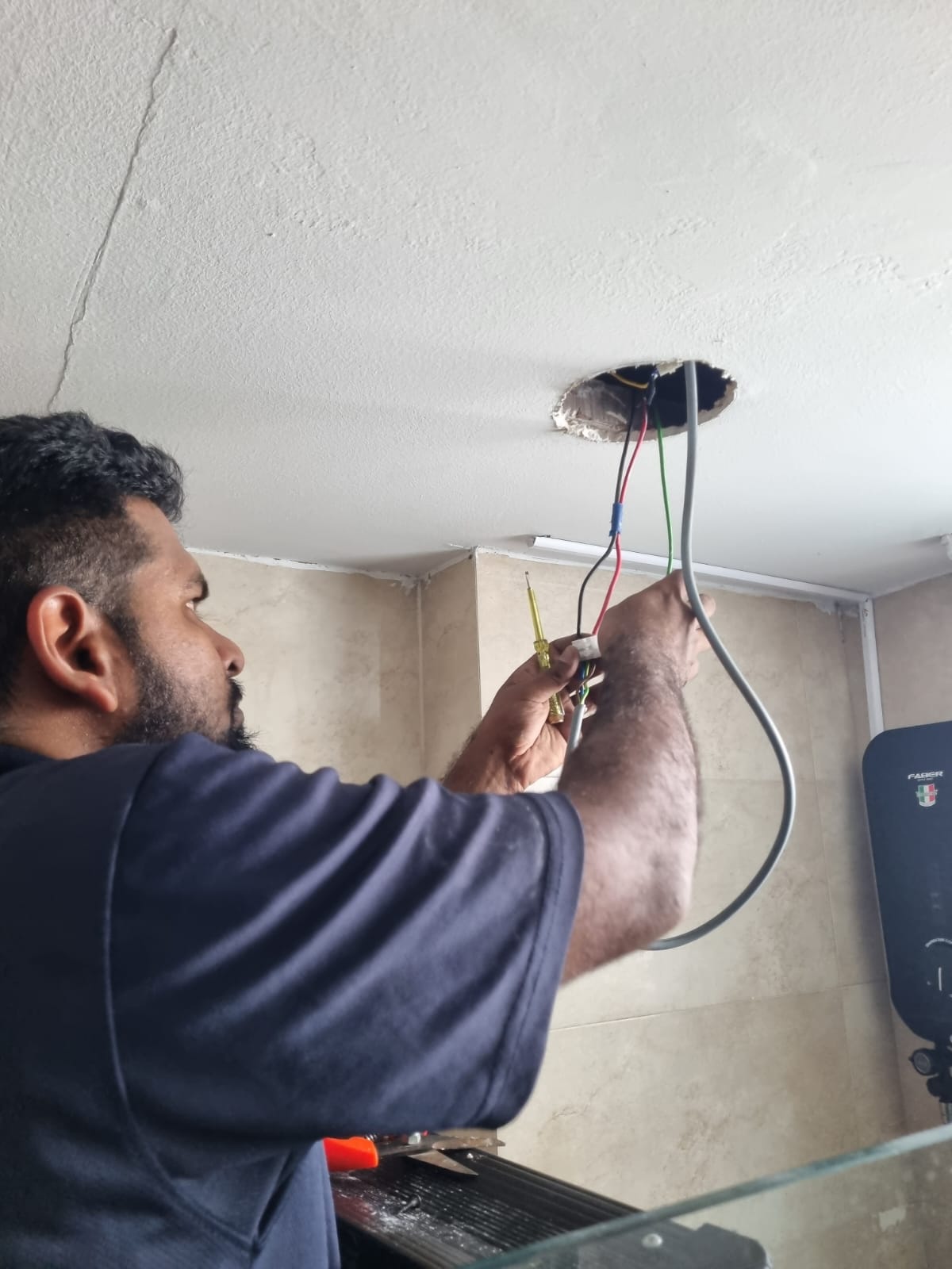 Ezzy Handyman Services